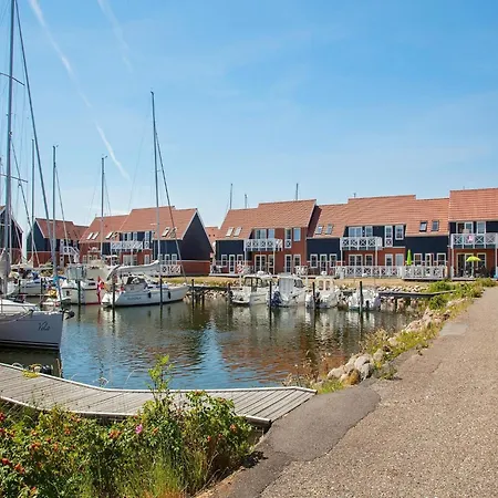 Mon - Klintholm Harbour Борре